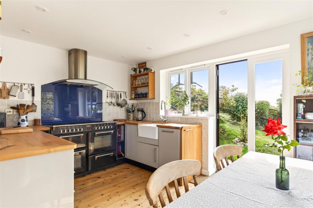 House in Charmouth, Stanton St. Gabriel - View 3