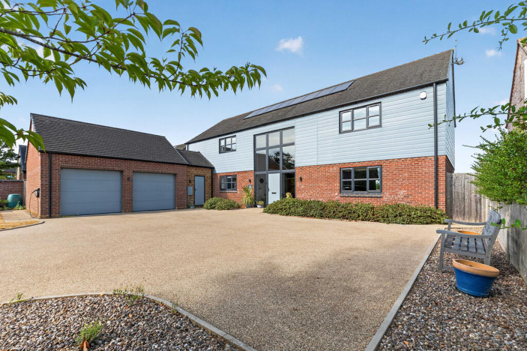 Main image of property: Kings Newnham View, Church Lawford, Rugby Warwickshire CV23 9FA