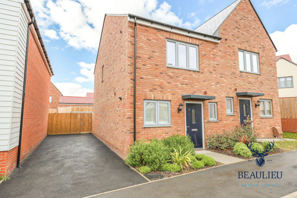 Main image of property: William Hoggart Link, Beaulieu Park, CM1 6