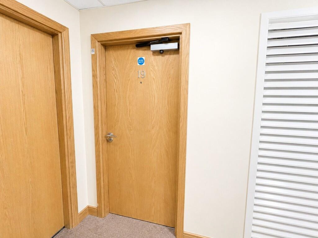 Apartment in Bradford, Eastbrook, Barkerend - View 2