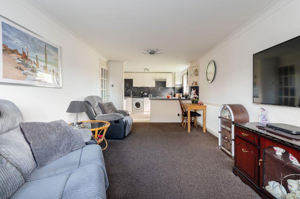 Apartment in Edinburgh - View 3