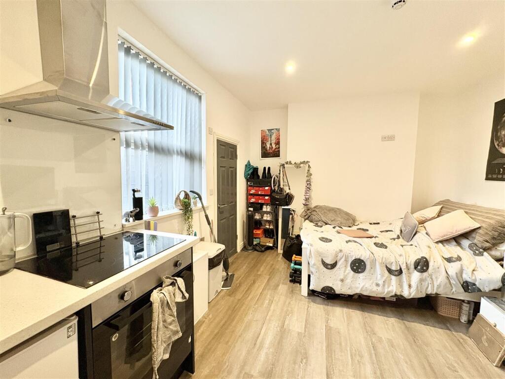 Main image of property: Derby Road, Nottingham