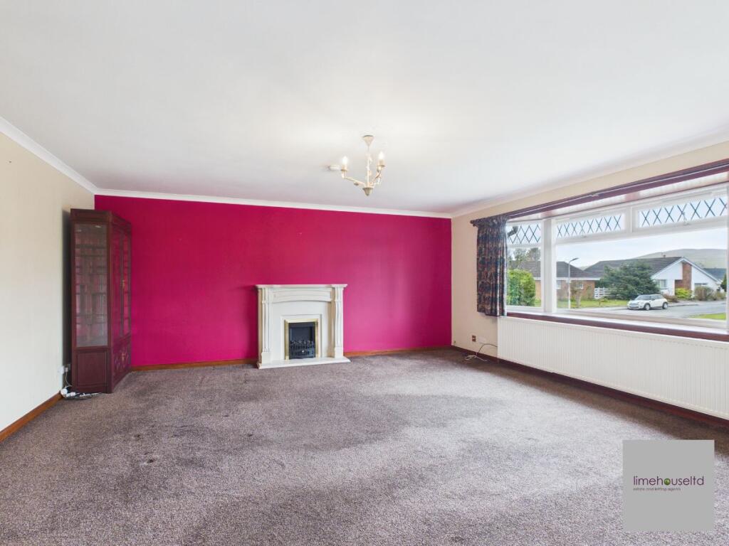 Cardon Drive, Biggar, ML12 - View 5