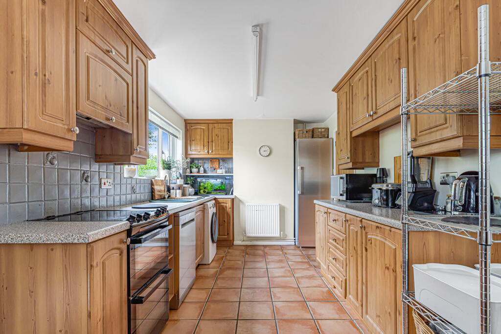 Hanborough Road, Eynsham, Oxfordshire photo 4