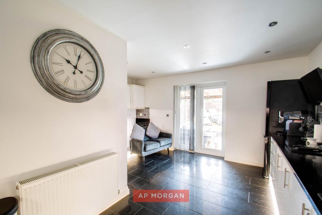 Dixon Close, Enfield, Redditch, Worcestershire, B97 - View 4