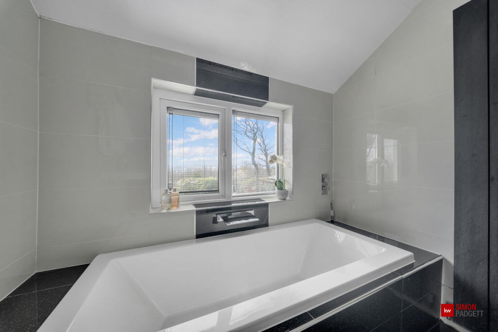 Additional image 20 of Red Lane, Colne, BB8