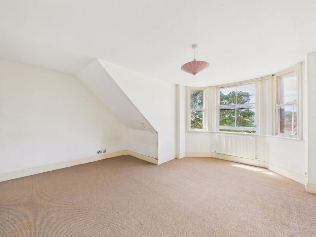 Apartment in Canterbury - More