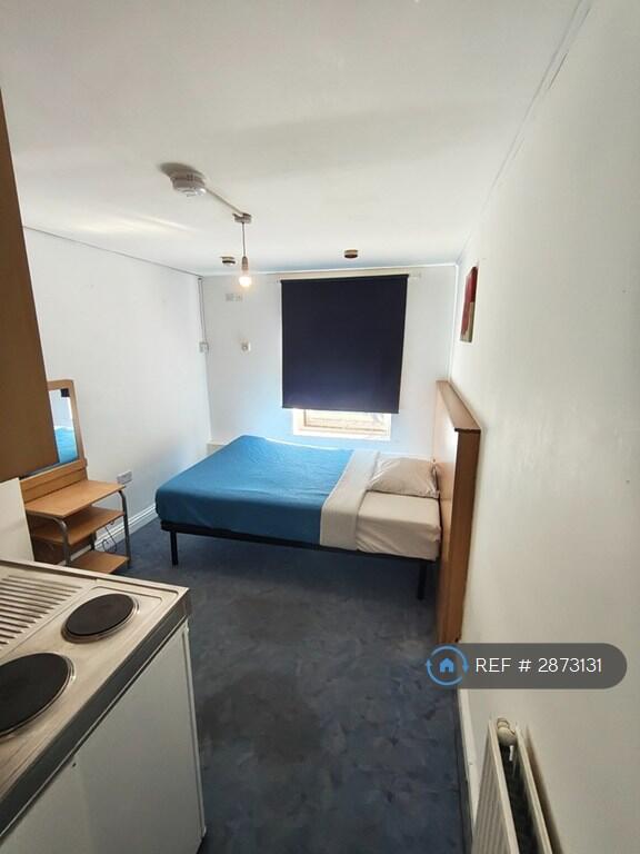 Main image of property: Dumfries St, Luton, LU1