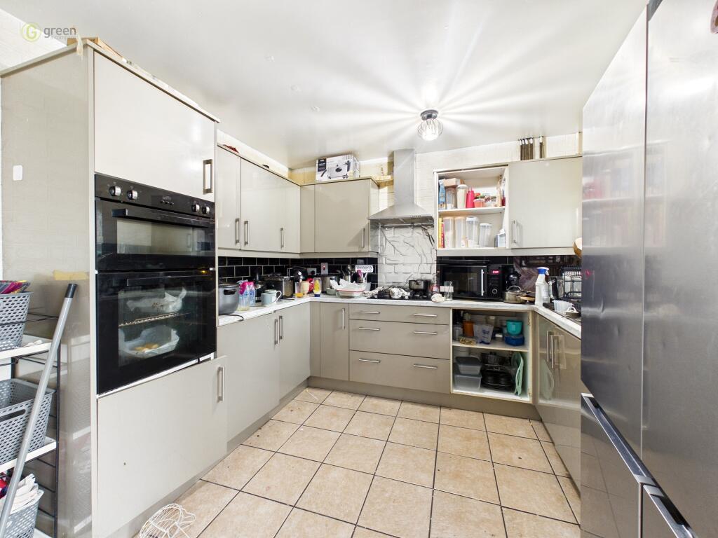 House in Walsall, Pheasey - View 5