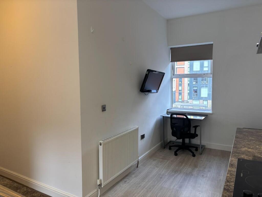 Studio flat for rent