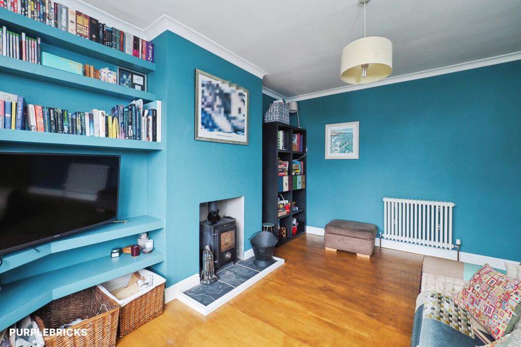 House in Nottingham, Woodthorpe - More
