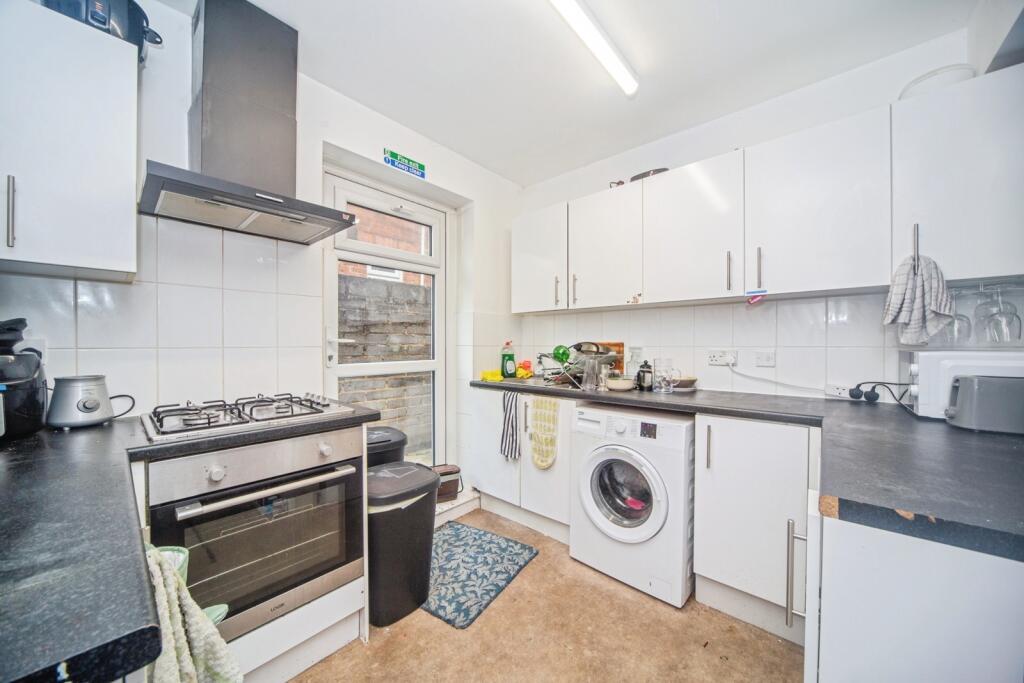 Harrison Road, Swaythling, Southampton, Hampshire, SO17 photo 4