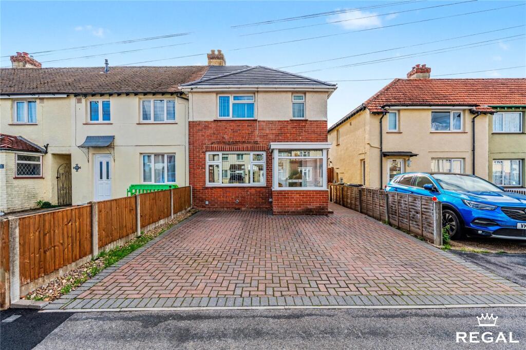 3-bed terraced on Locksley Road, Eastleigh, SO50, £315,000