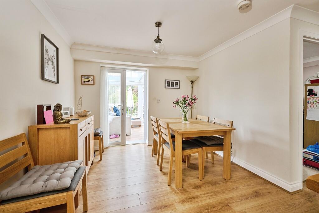House in South Kesteven, Deeping St. James - More