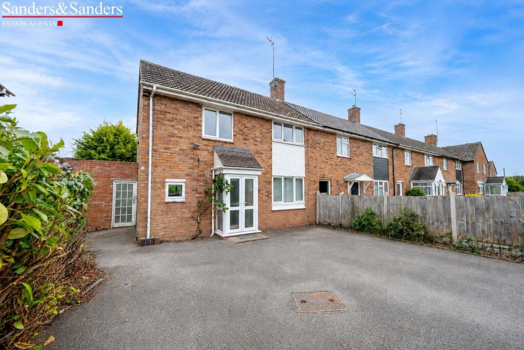 Main image of property: Hertford Road, Alcester, B49