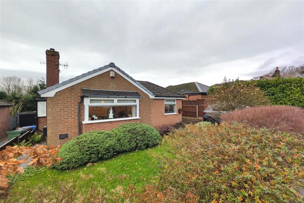 2-bed detached on Highcroft Road, Romiley, SK6, £300,000