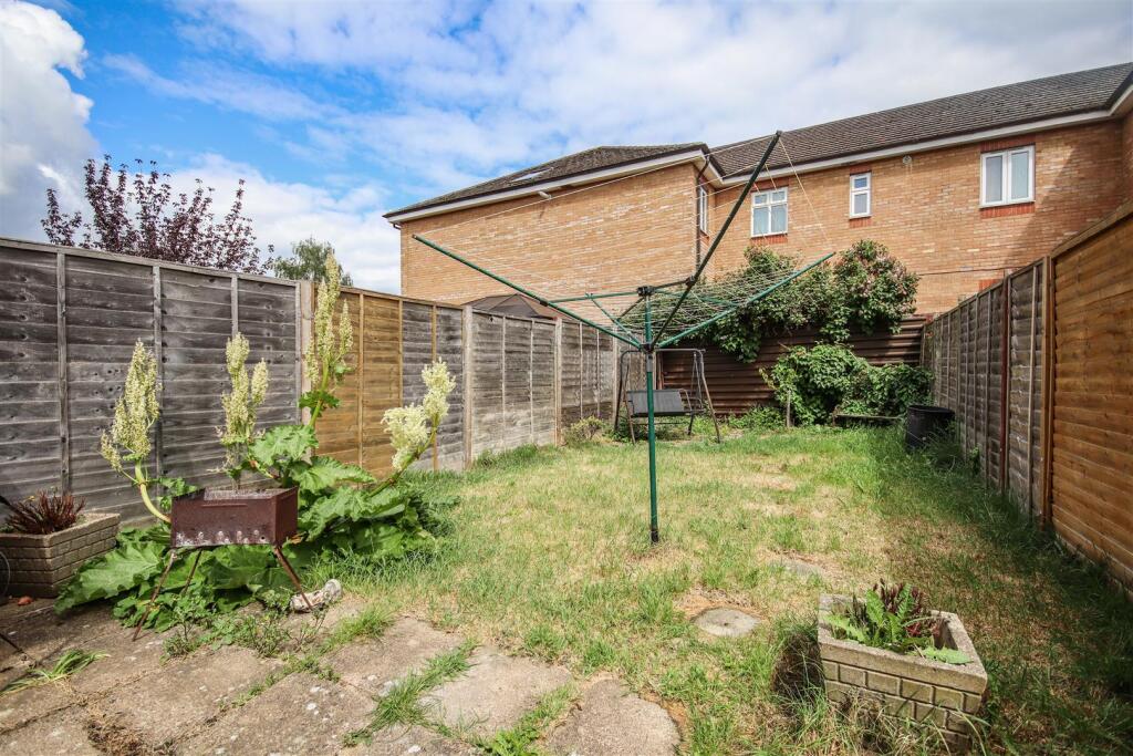 House in Rushden, North Northamptonshire - View 4
