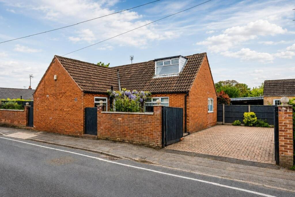 Main image of property: Ridgeway Close, Farnsfield