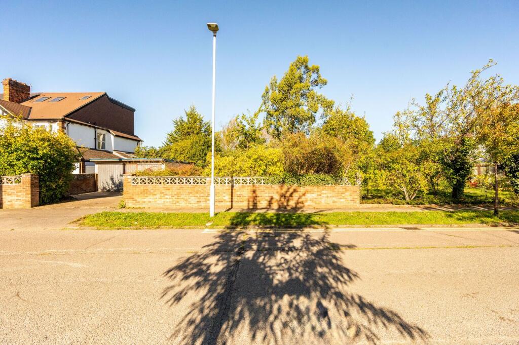 Main image of property: Malden Road, Worcester Park, KT4