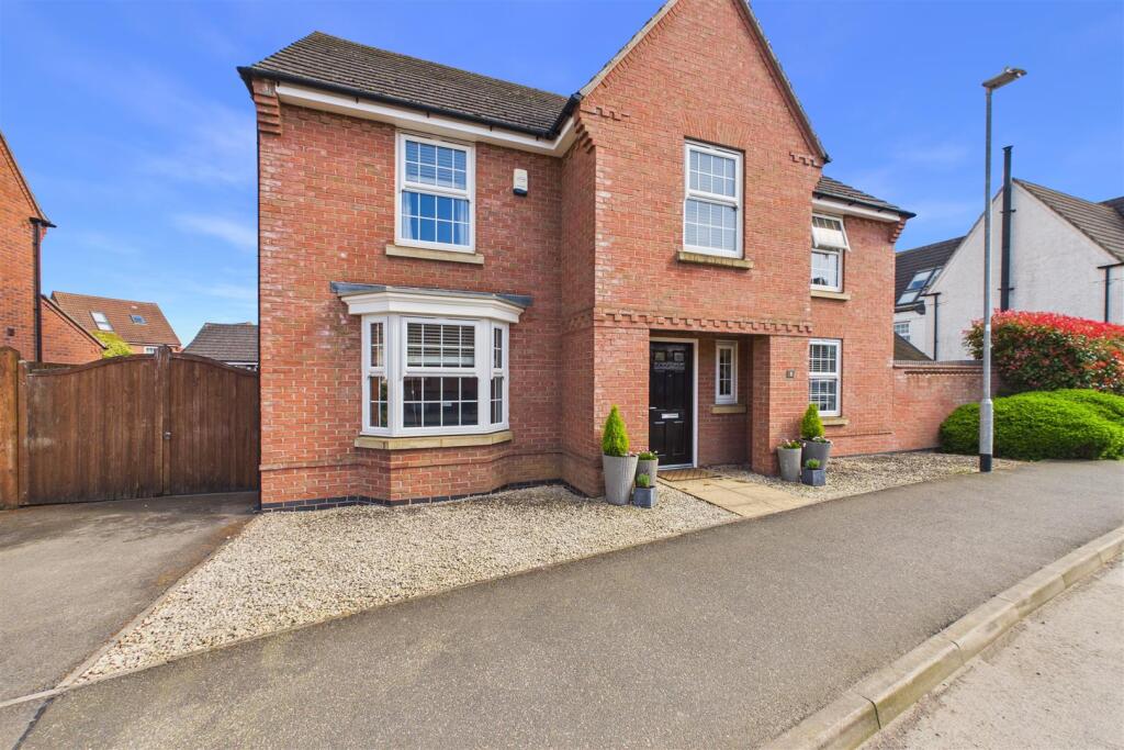 Main image of property: Phoenix Lane, Fernwood, Newark