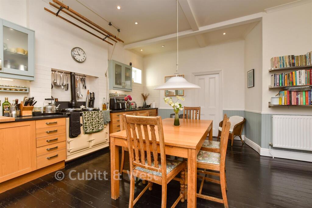 House in London - More