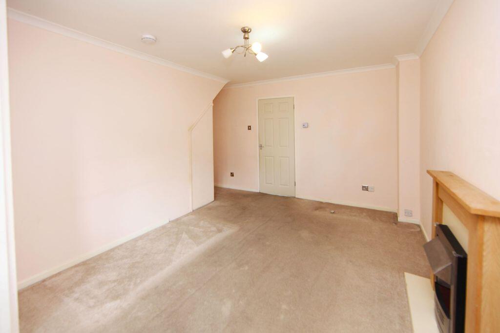 99 Charlecote Park, Telford. TF3 5HD photo 4