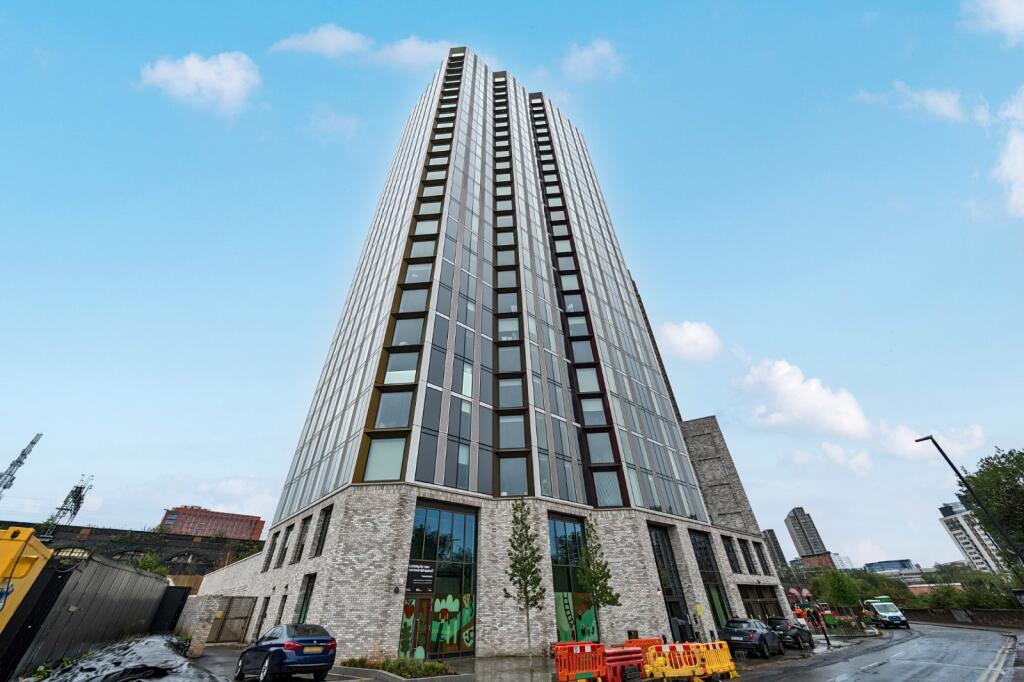 Main image of property: Park View, Victoria Riverside, 190 Dantzic Street, Manchester, M4