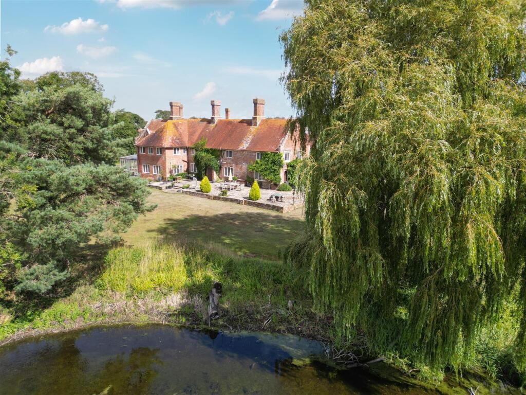 Main image of property: Ringwood Road, Avon