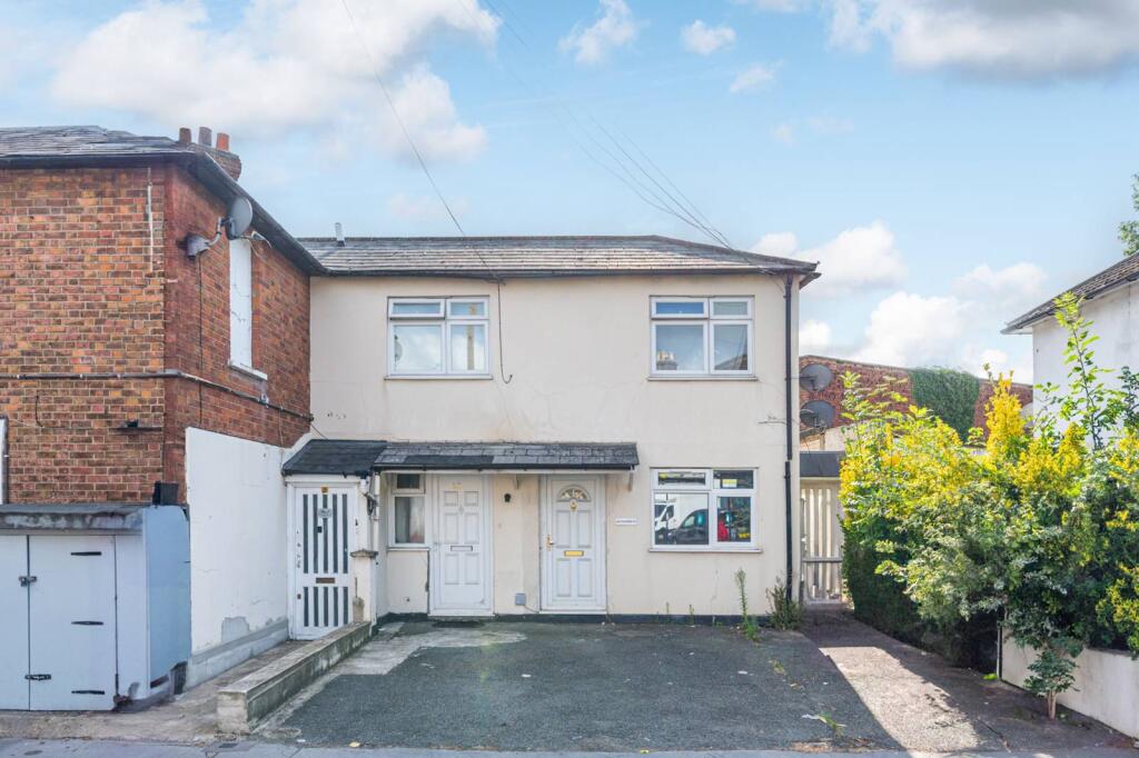 Main image of property: Sydenham Road, Croydon, CR0