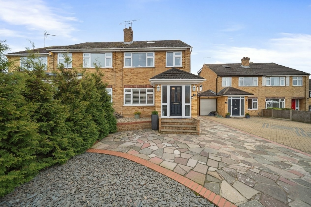 Main image of property: Ediva Road, Meopham, Gravesend, Kent, DA13