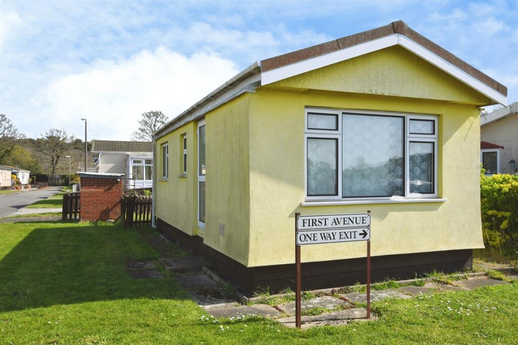 Main image of property: First Avenue, Scunthorpe