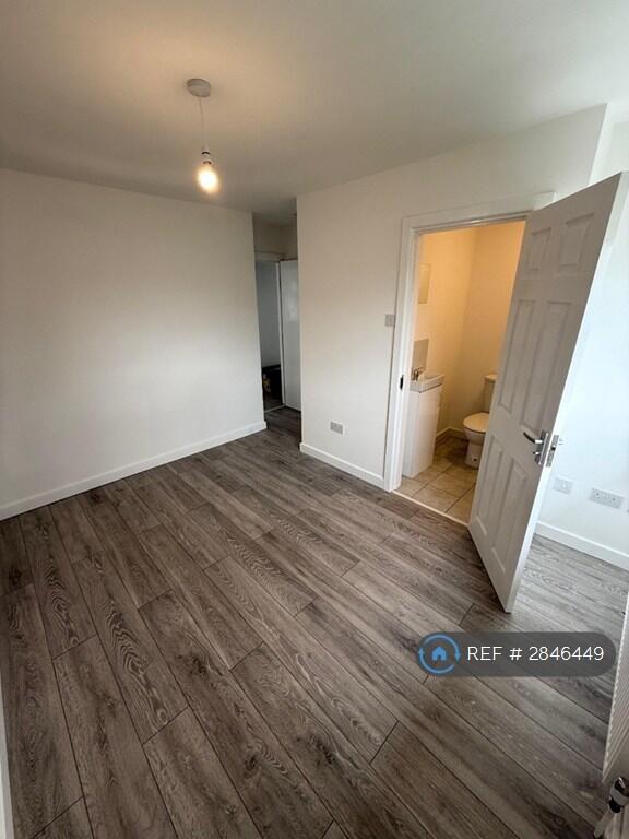 House in Luton - More