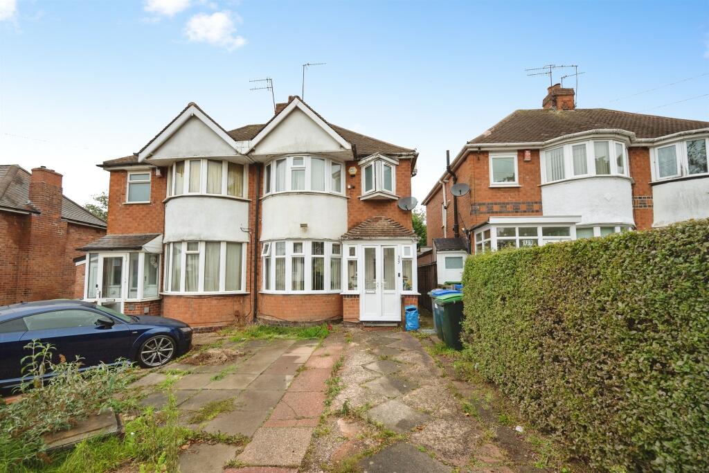 3-bed semi-detached on Spouthouse Lane, Birmingham, £265,000