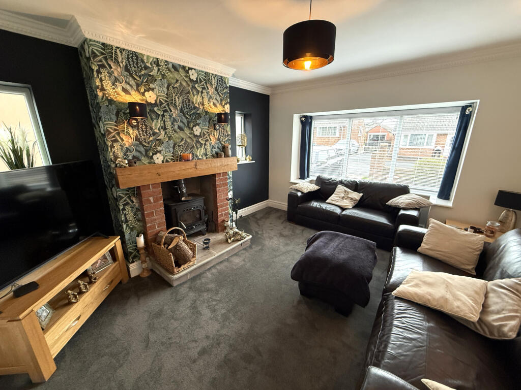 Newton Close, Freckleton, PR4 photo 2