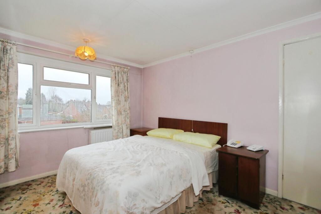 House in North West Leicestershire, Packington - More
