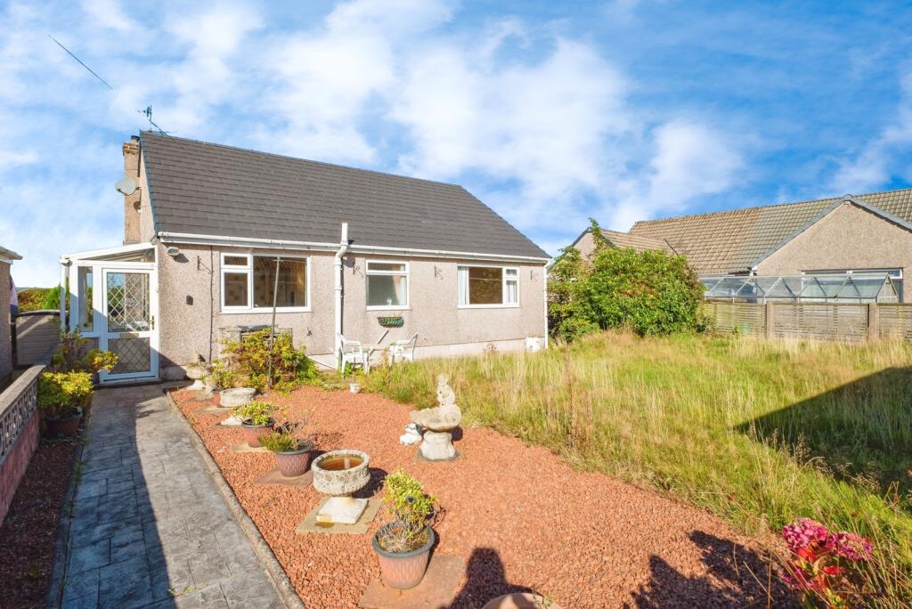 2-bed house on West Spur, Moor Row, Cumbria, CA24, £200,000