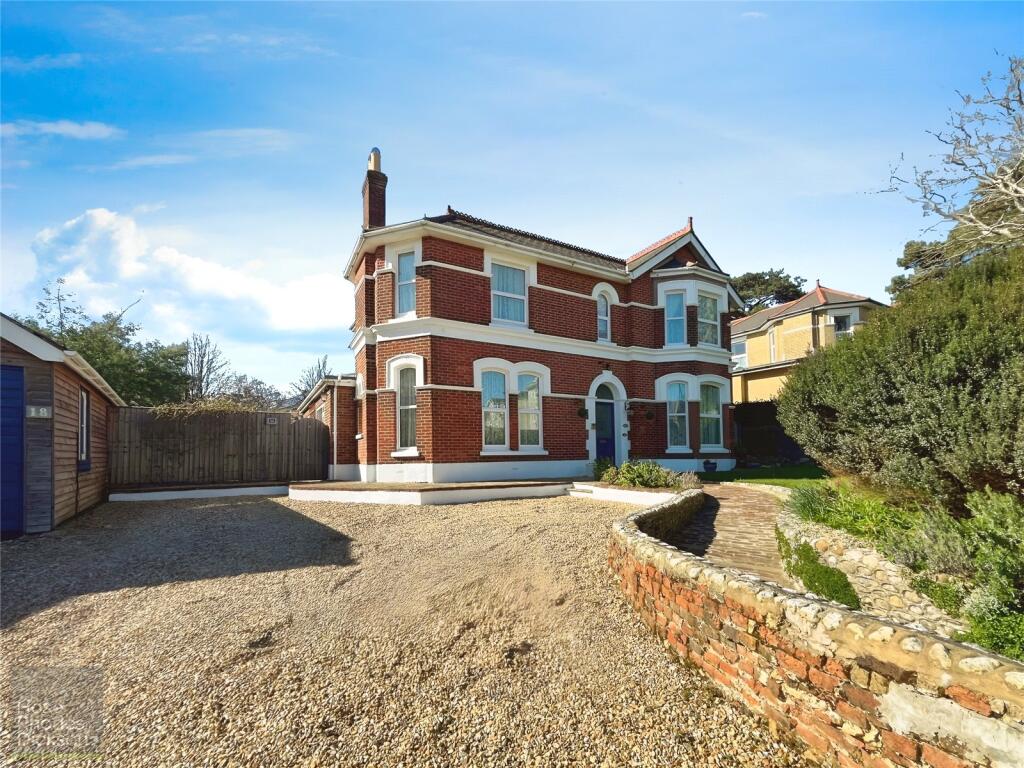 Main image of property: Arthurs Hill, Shanklin, Isle of Wight