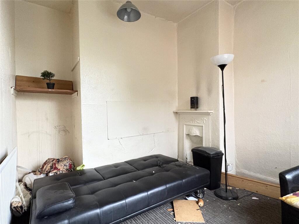 House in Oldham - More