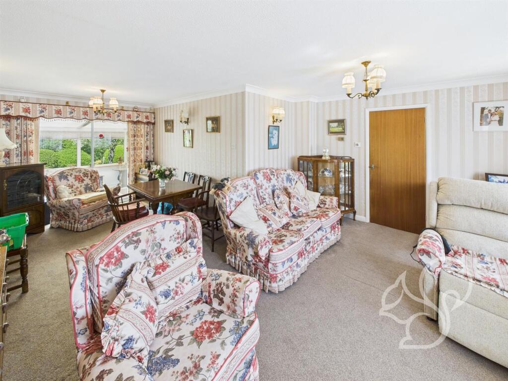 Spruce Close, West Mersea, CO5 photo 4