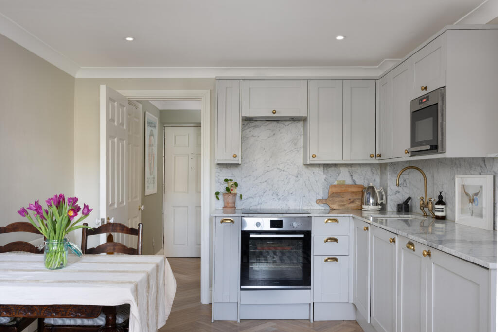 Apartment in London - View 2