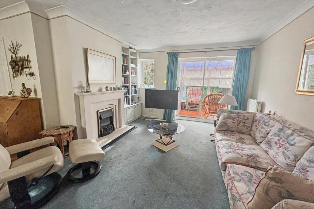Verwood photo 4