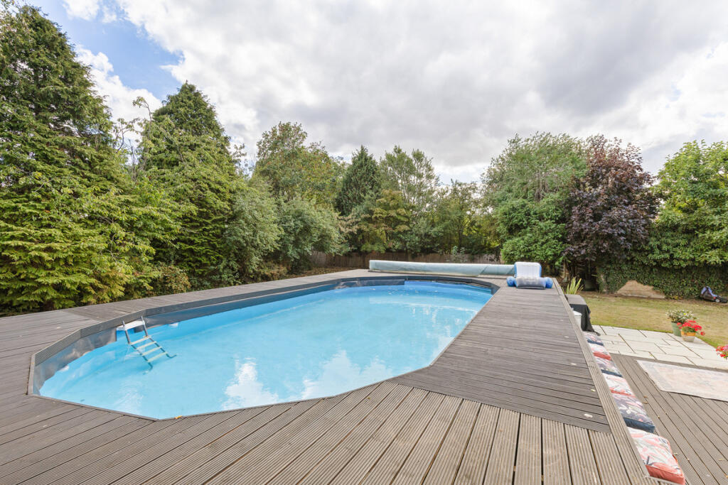 House in Doncaster - View 5