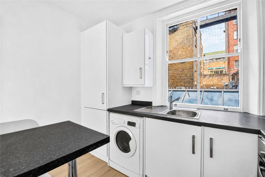 Apartment in London, Fitzrovia - More