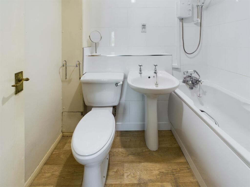 Additional image 7 of 94 Kendal Grove Solihull B92 0PS