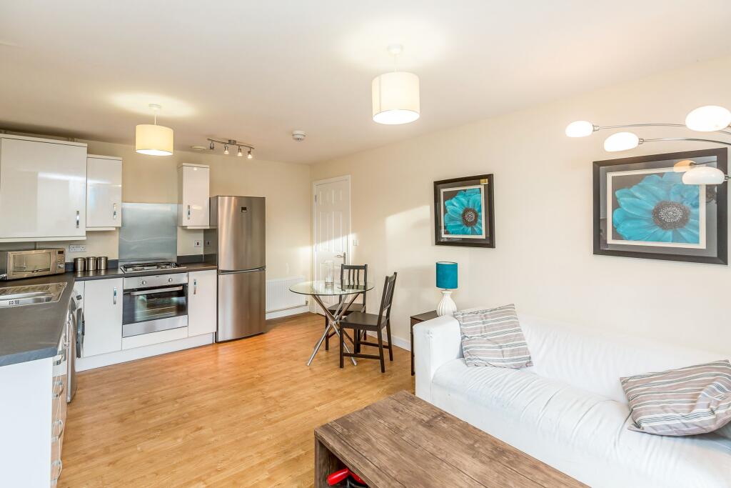 Apartment in Buckingham, Buckinghamshire - More