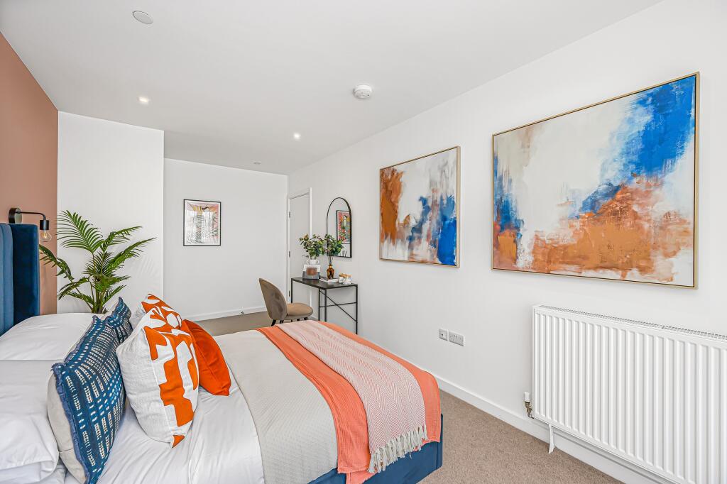 Apartment in Twickenham - View 5