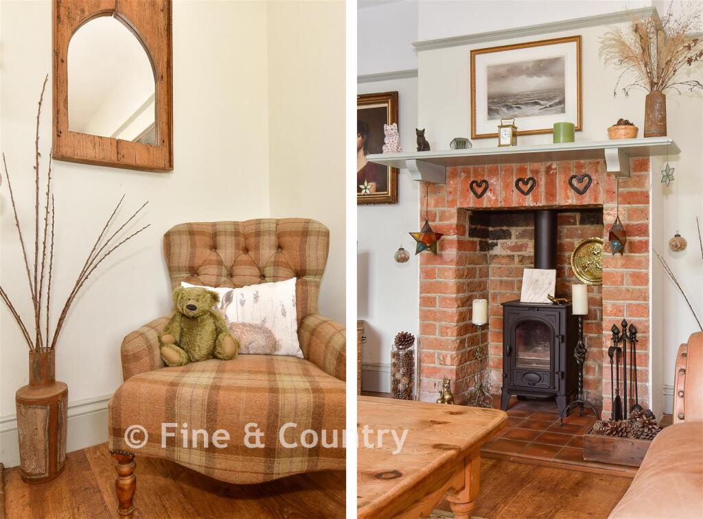 House in Godshill, Roud - View 5