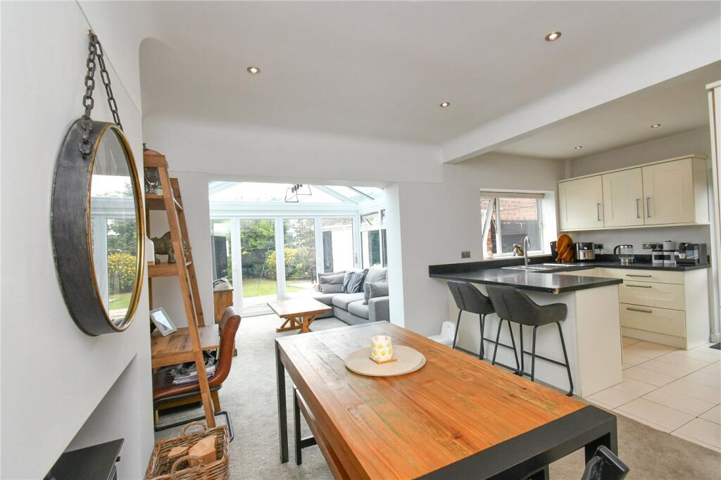 House in Wirral, Liverpool City Region - View 3