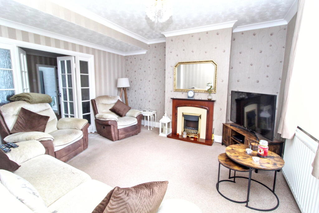 House in Gateshead, Ryton - View 2