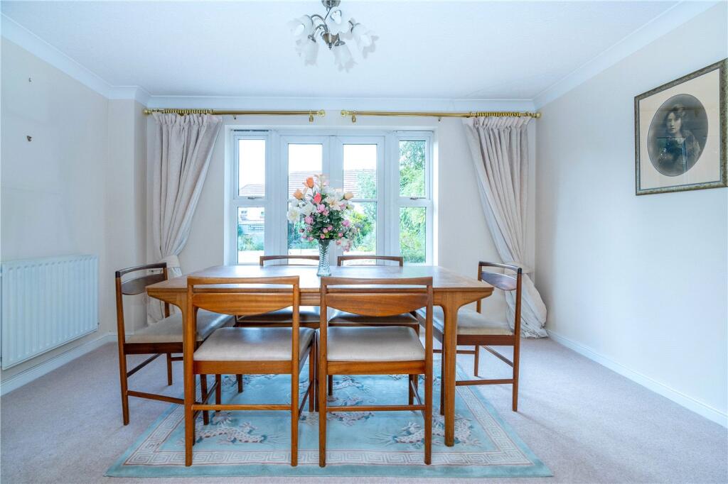 Amethyst Close, Sleaford, Lincolnshire, NG34 - More